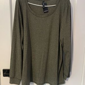 Torrid-	
Black & Gold Lurex Long Sleeve Sleep Tee